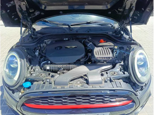 Car image 37
