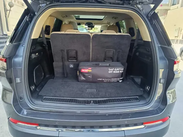Car image 31