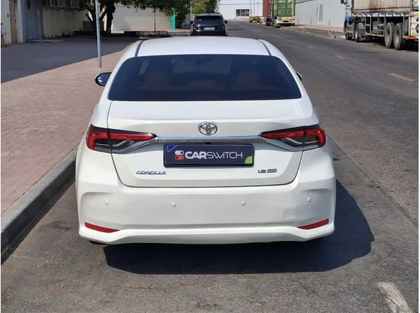 Car image 6