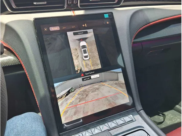 Car image 15