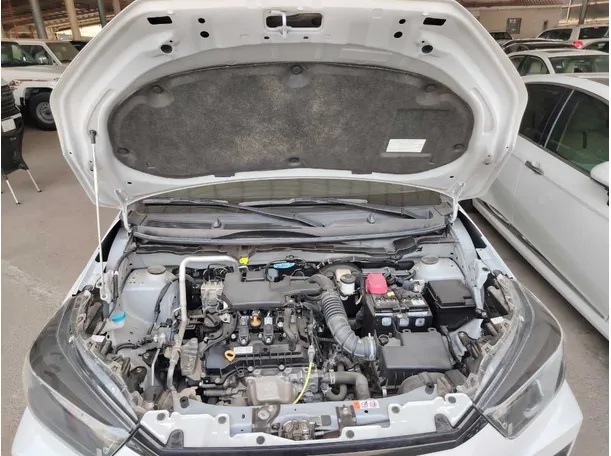 Car image 27