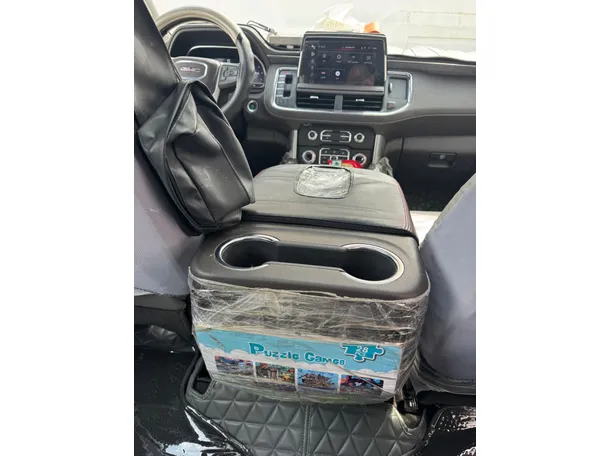 Car image 21