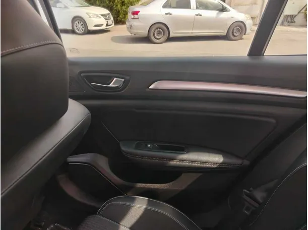 Car image 42