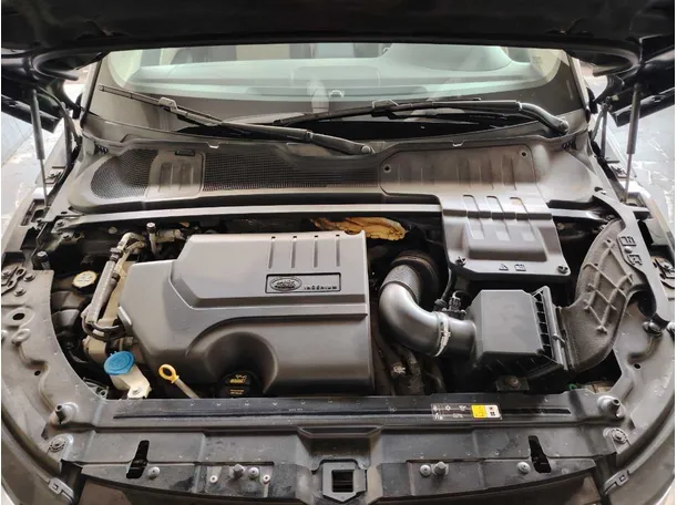 Car image 37