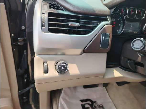 Car image 33