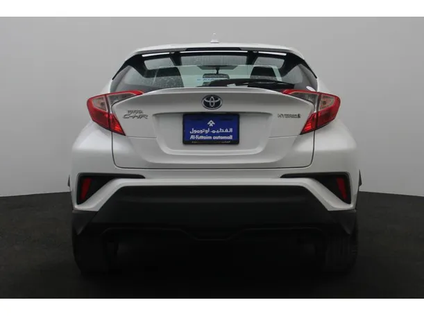 Car image 12