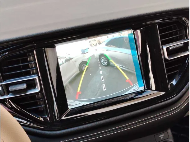 Car image 21