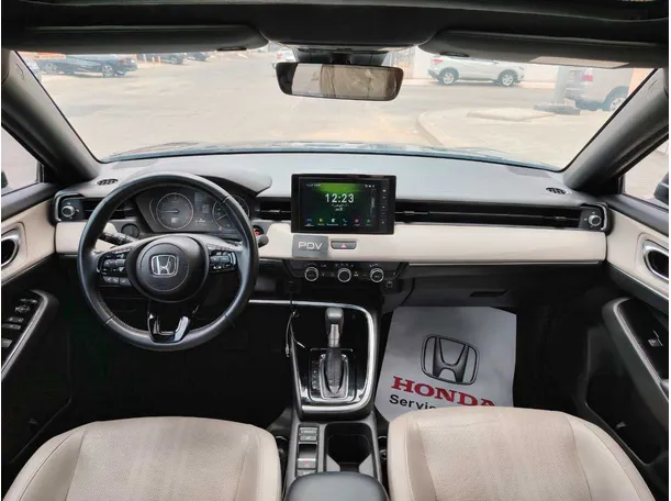 Car image 20