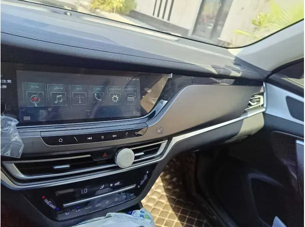 Car image 22