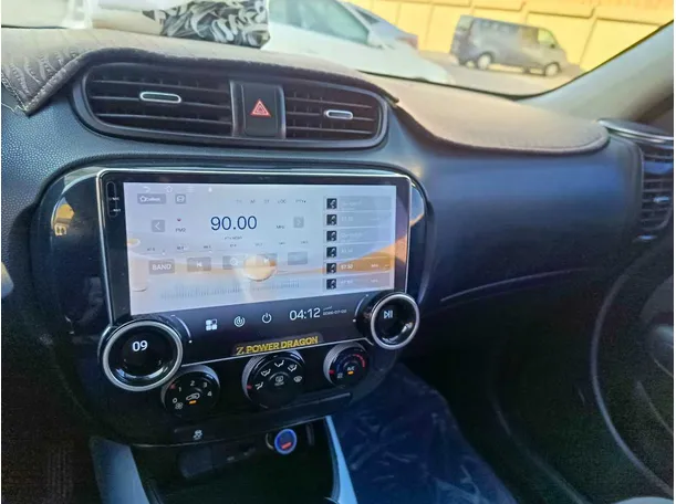 Car image 23