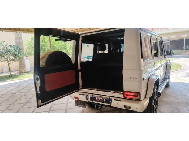 Car image 21