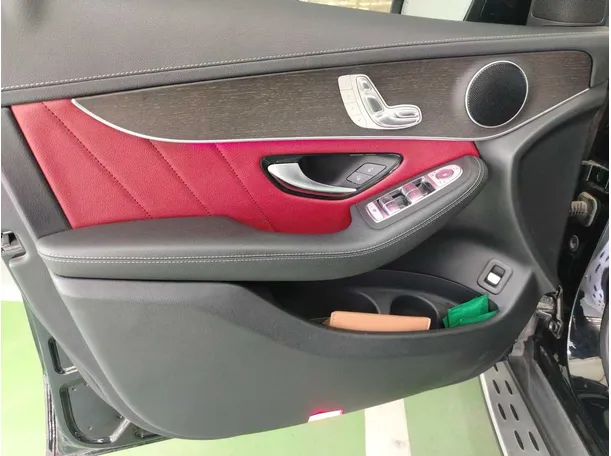 Car image 33