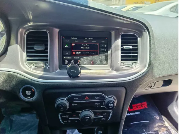 Car image 22