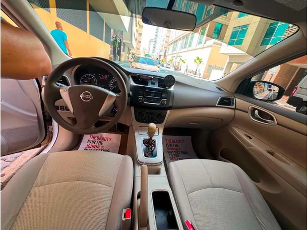 Car image 32