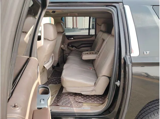 Car image 14