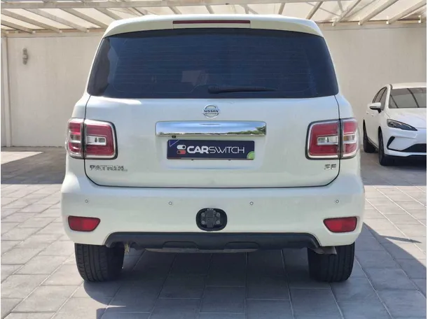 Car image 6