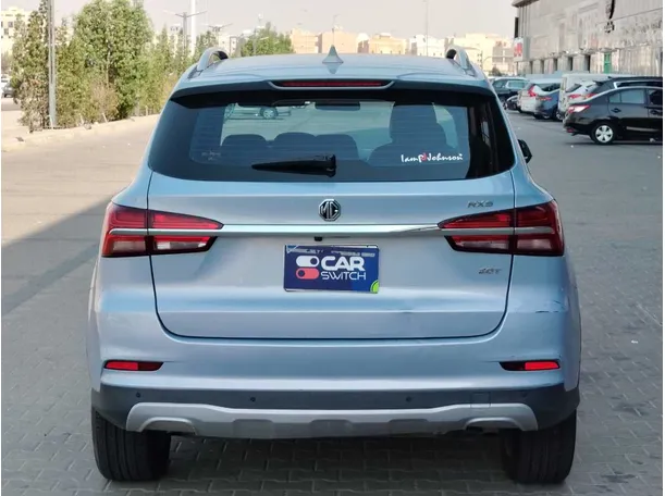 Car image 6