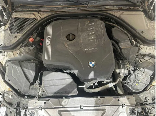 Car image 27