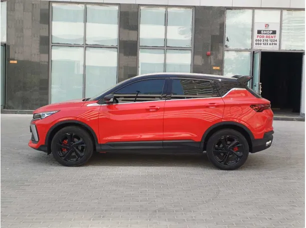 Car image 8