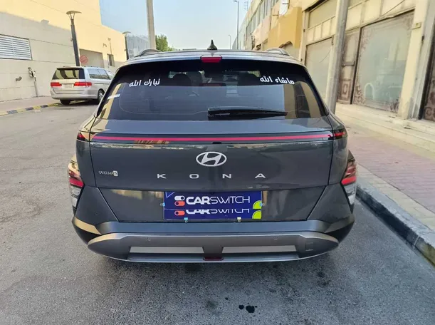 Car image 6