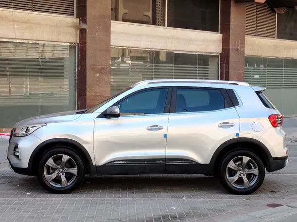 Car image 8
