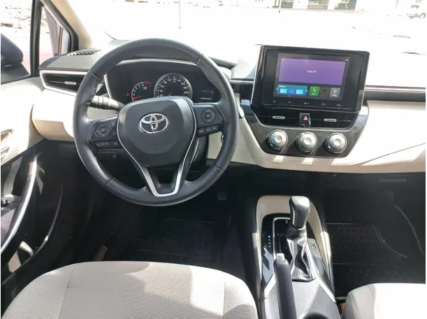 Car image 17