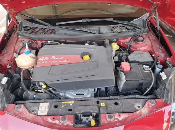 Car image 21