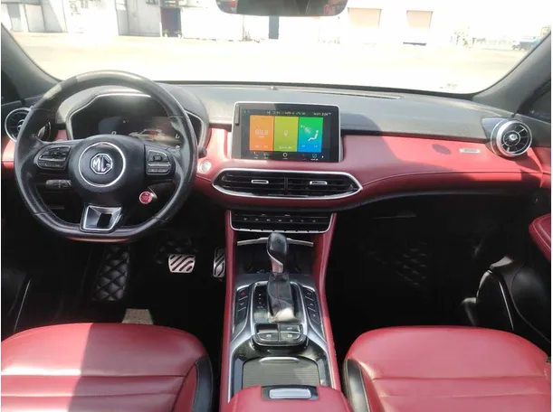 Car image 17
