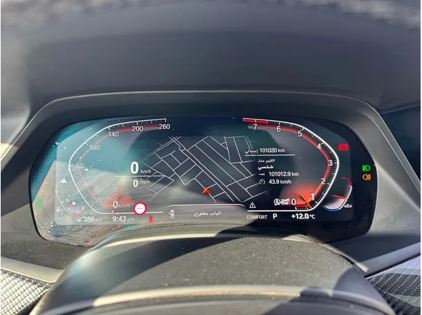 Car image 19