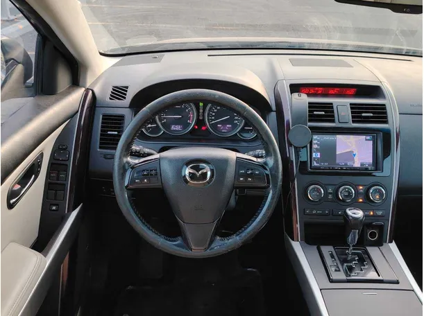 Car image 23