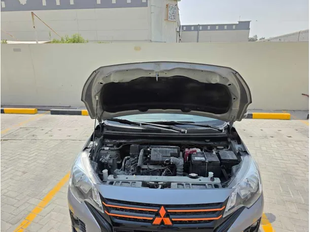 Car image 26