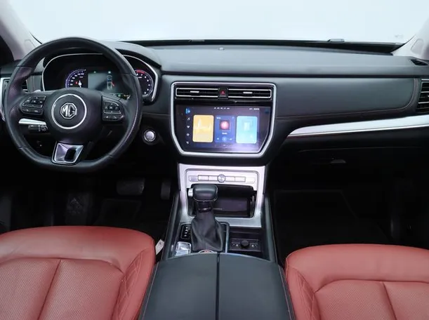 Car image 14