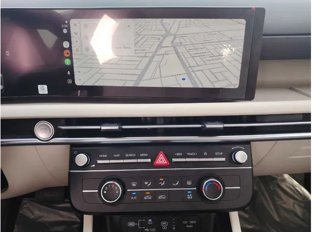 Car image 21