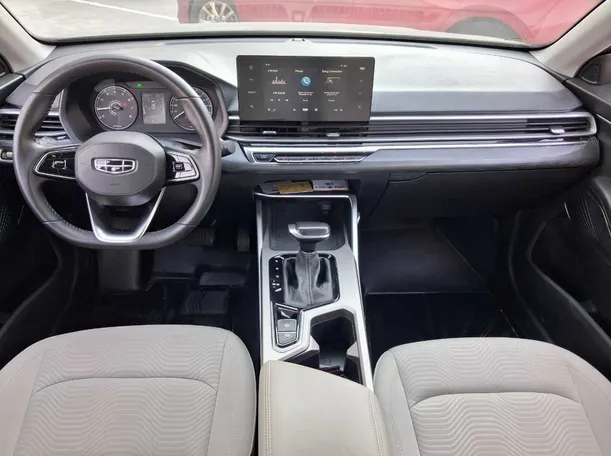 Car image 16