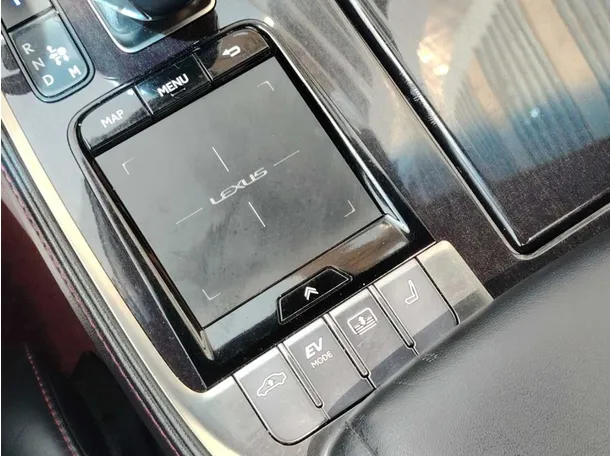 Car image 31