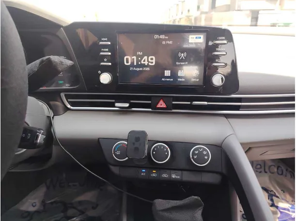 Car image 22