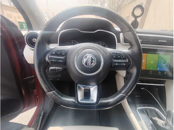 Car image 23