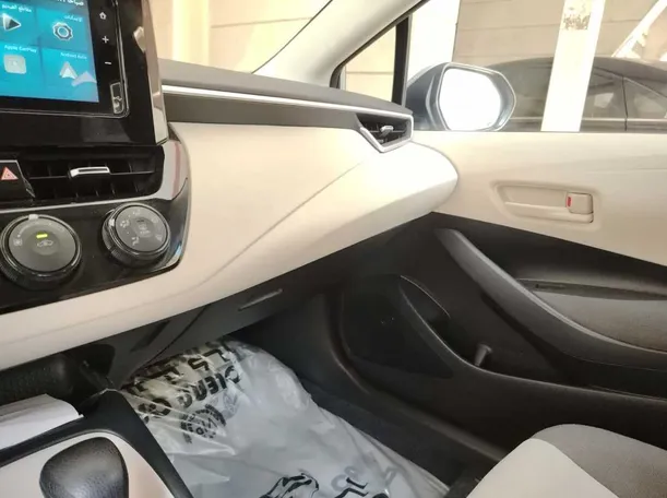 Car image 29