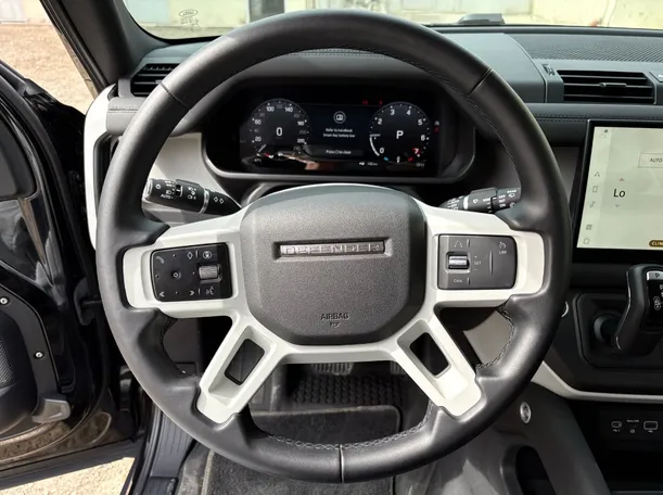 Car image 20