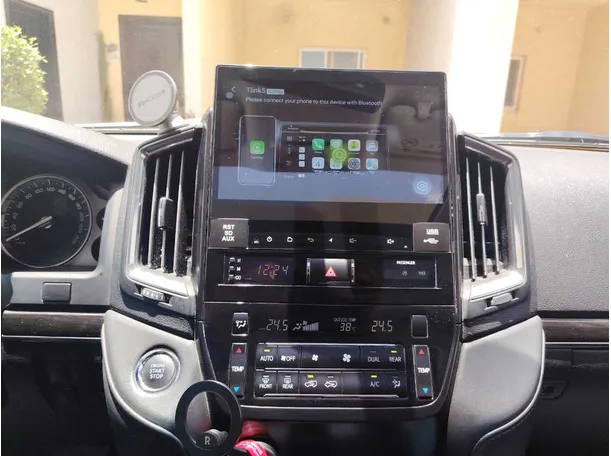 Car image 24
