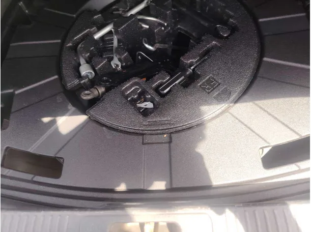 Car image 31