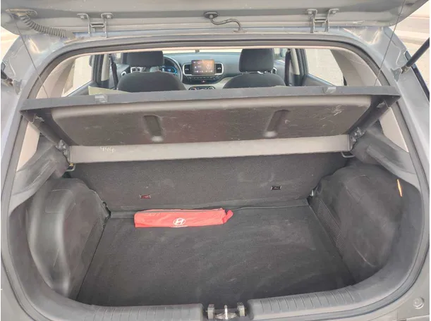 Car image 24