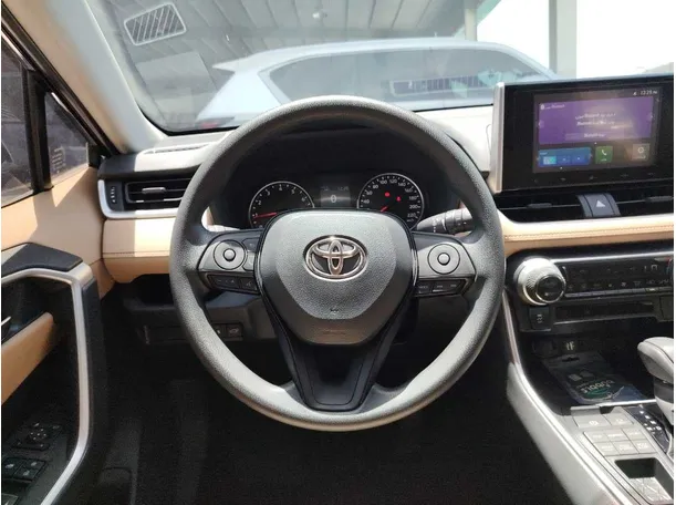 Car image 23