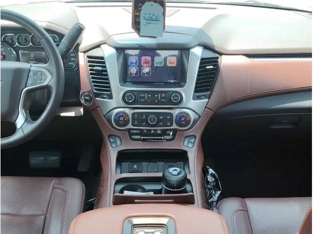 Car image 18