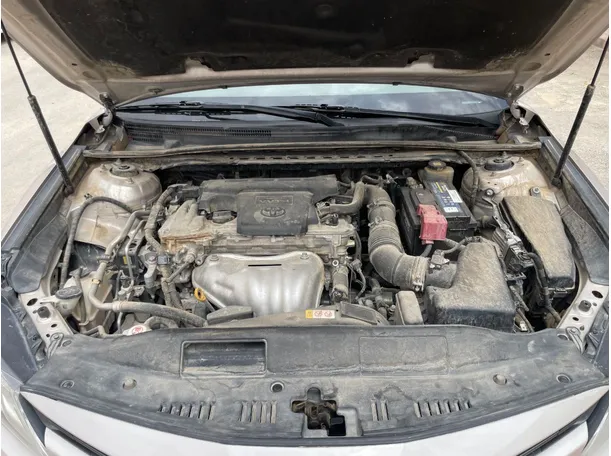 Car image 25