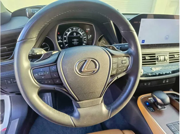 Car image 31
