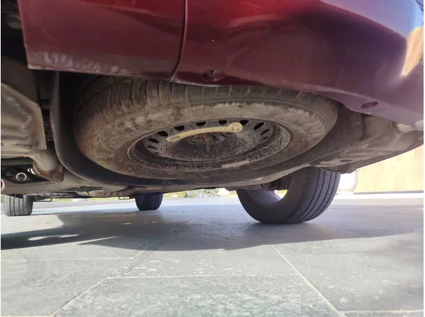 Car image 31