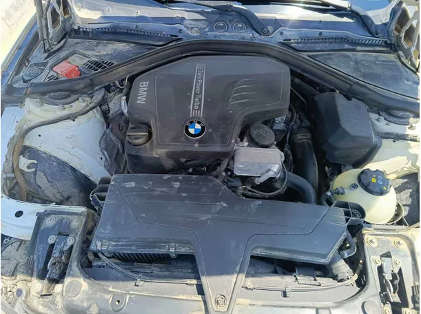 Car image 37