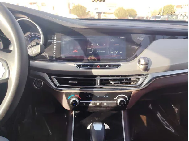 Car image 21