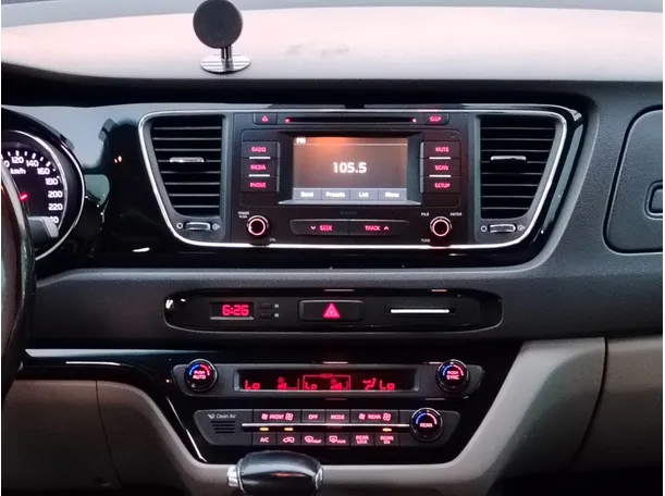 Car image 21